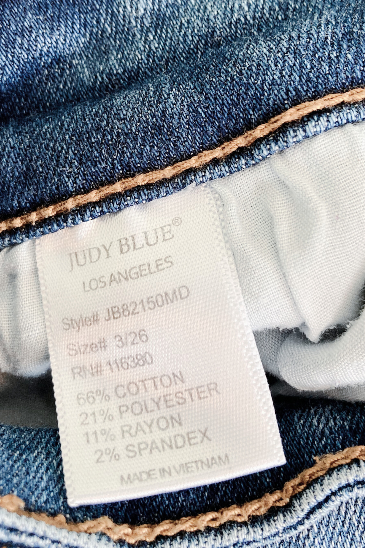 Thrifted Judy Blue Slim Fit Jeans - Size 26
