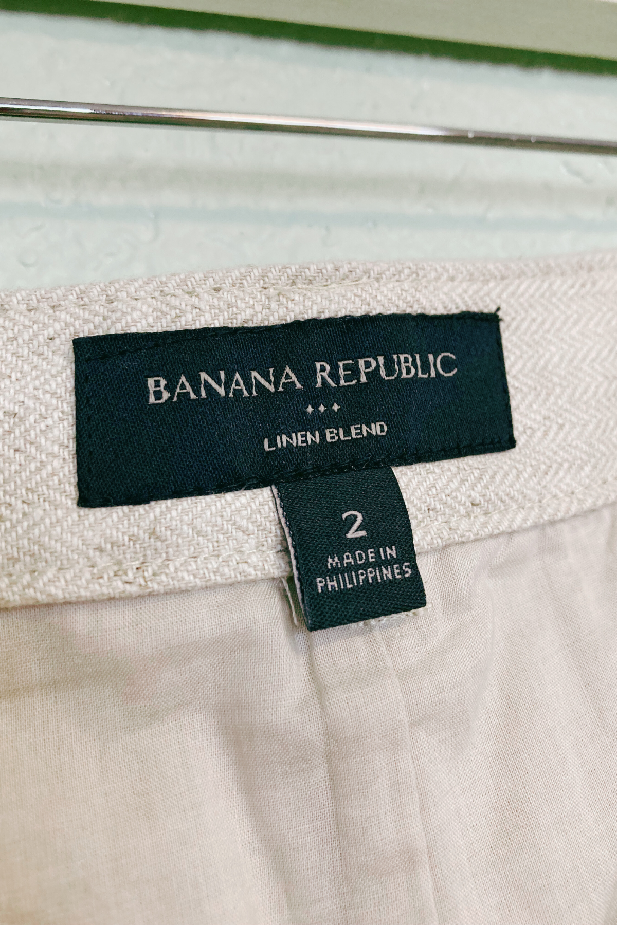 Thrifted Banana Republic Linen Blend Pleated Skirt - Size 2