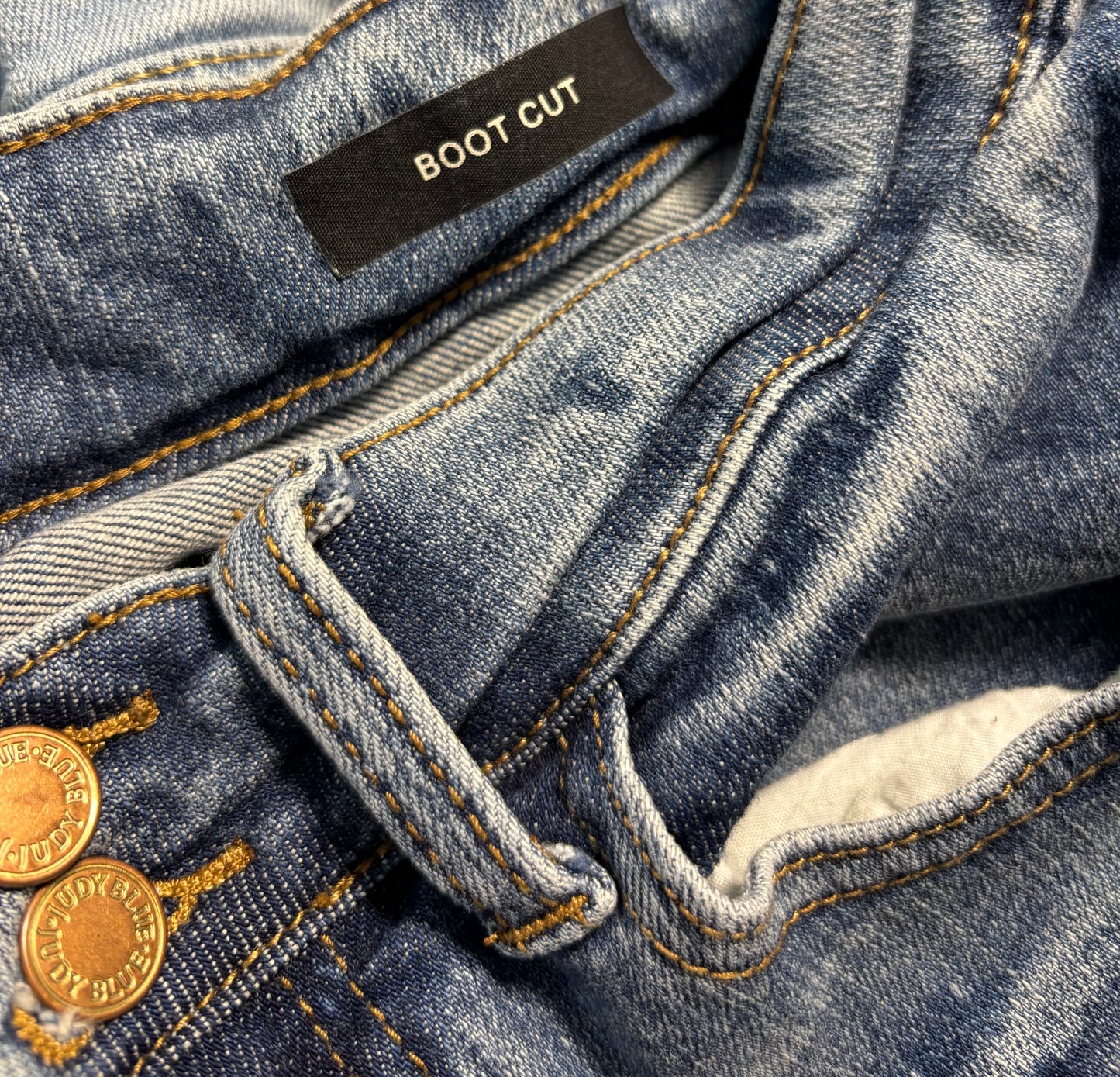 Thrifted Judy Blue Frayed Hem Bootcut Jeans - Size 7/28