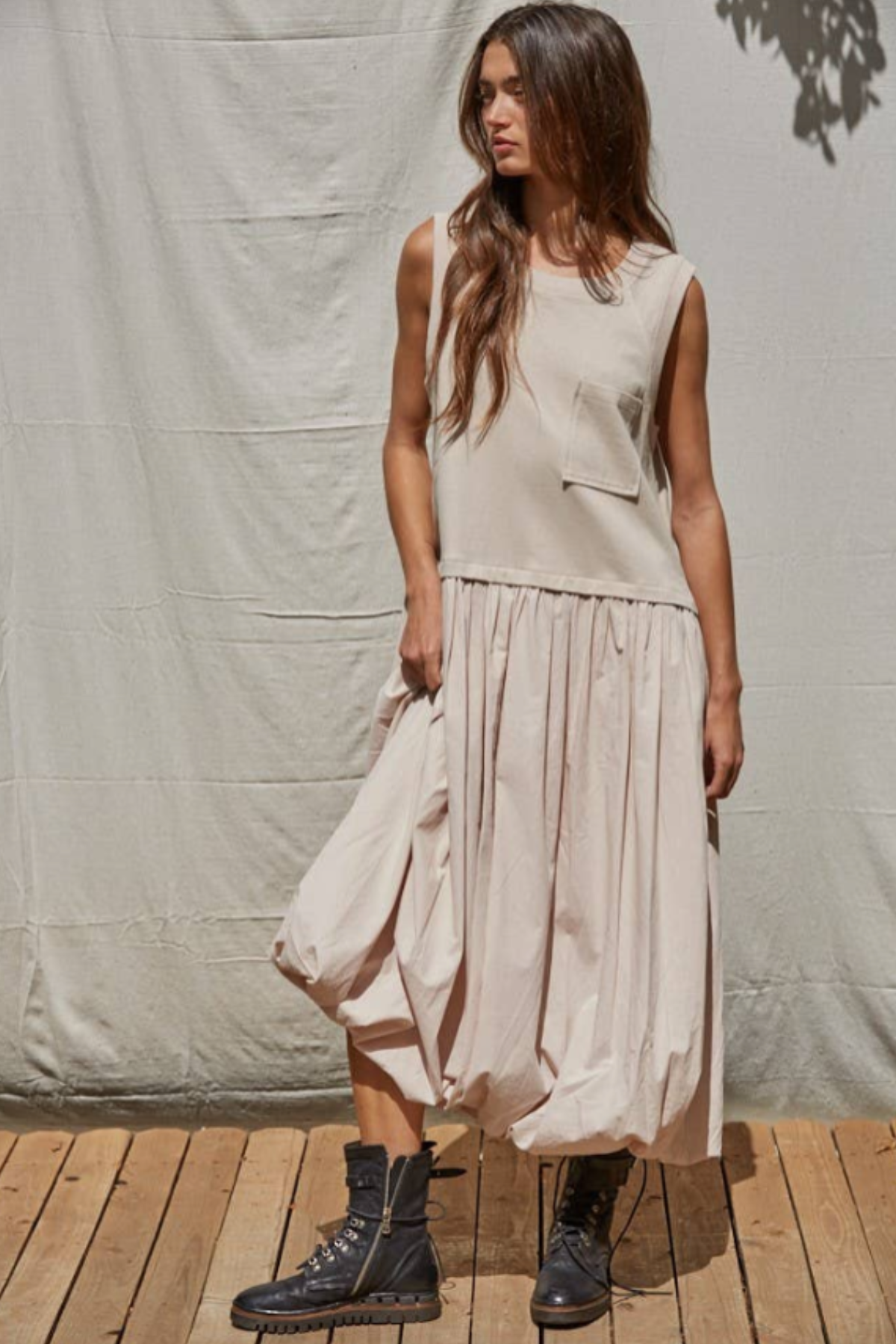 Dresses / Skirts