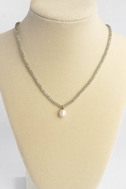 16" Glass Bead Necklace with Freshwater Pearl Pendant - Light Gray
