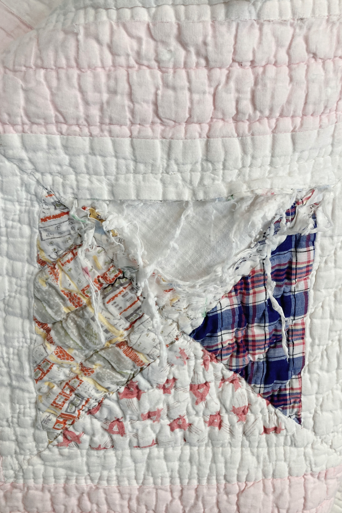 Vintage Handmade Quilt - 67.5" x 76"
