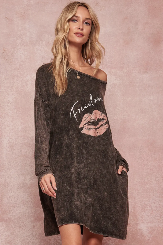 Freedom Vintage Graphic Long-Sleeve T-Shirt Mini Dress