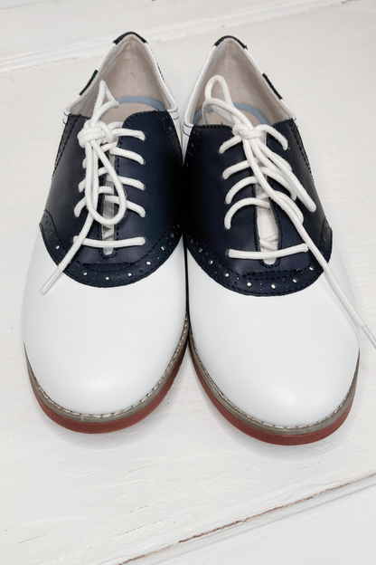 Thrifted Eastland Sadie Oxford Shoes - Size 8M