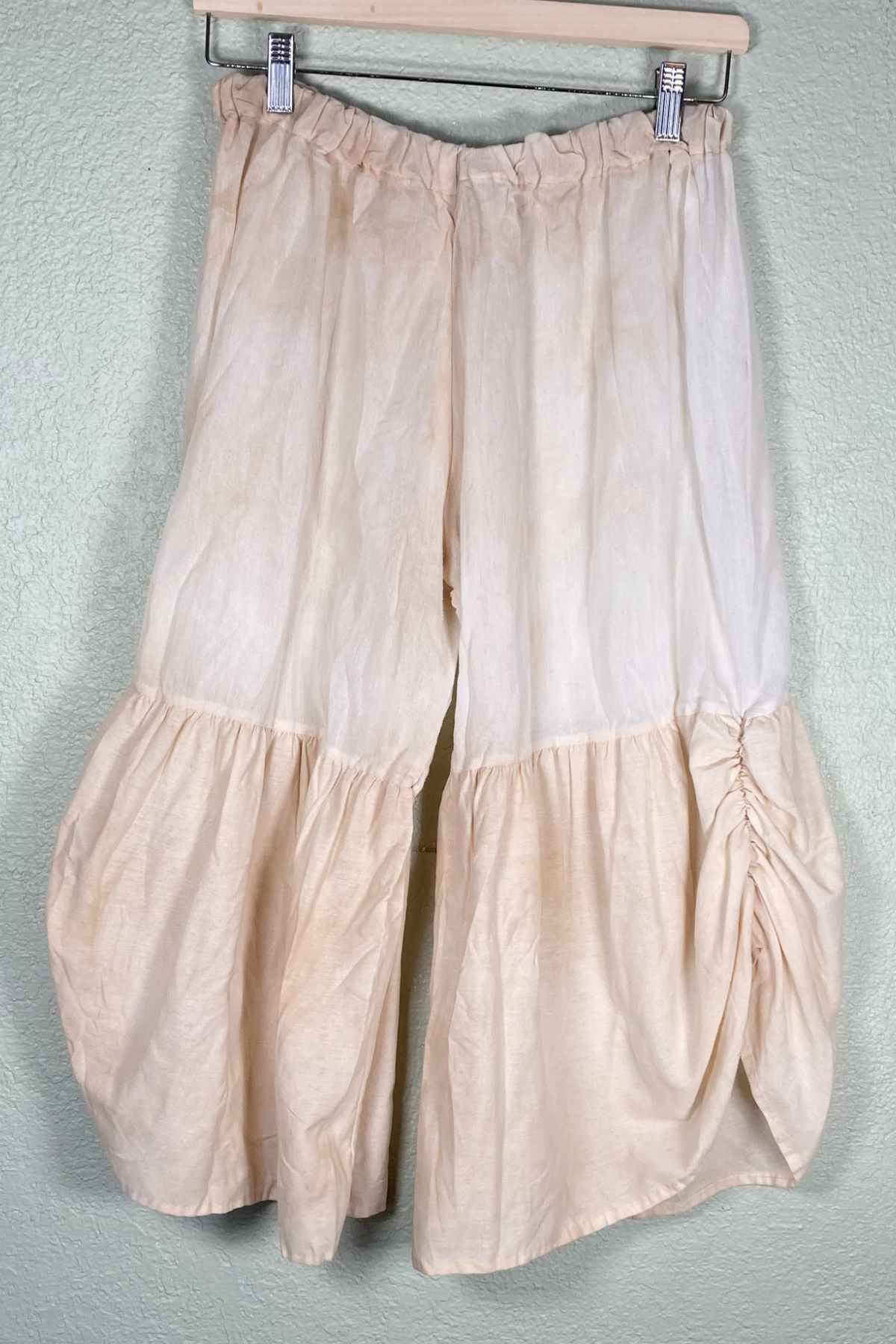 Thrifted Handmade Wide-Leg Harem Cropped Pants - Size Medium