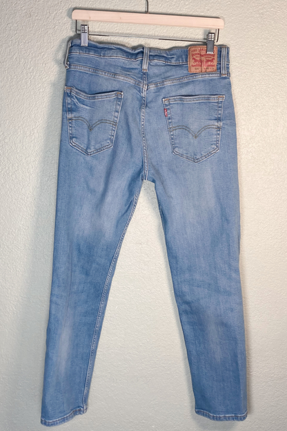 Thrifted 514 Levi Blue Jeans - Size 32x29