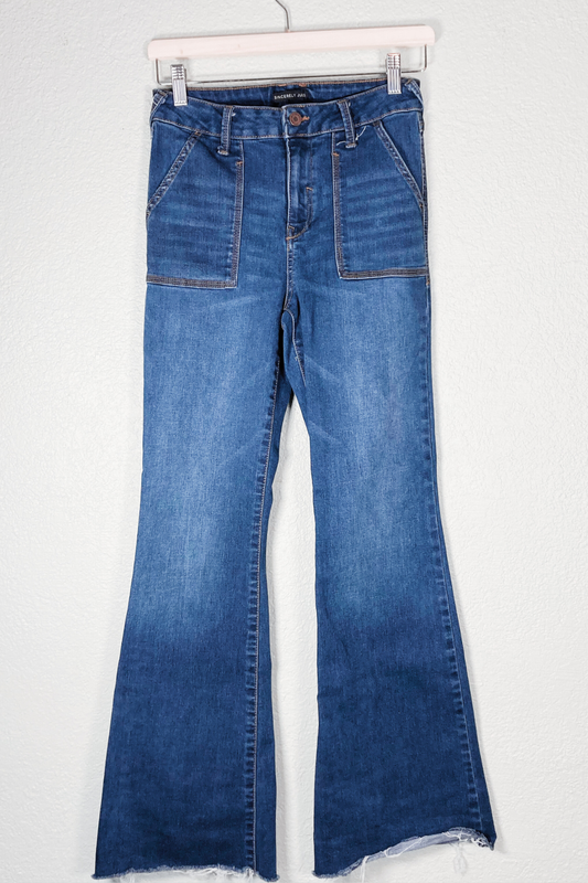Thrifted Sincerely Jules Distressed Bottom Flared Jeans - Size 5/27