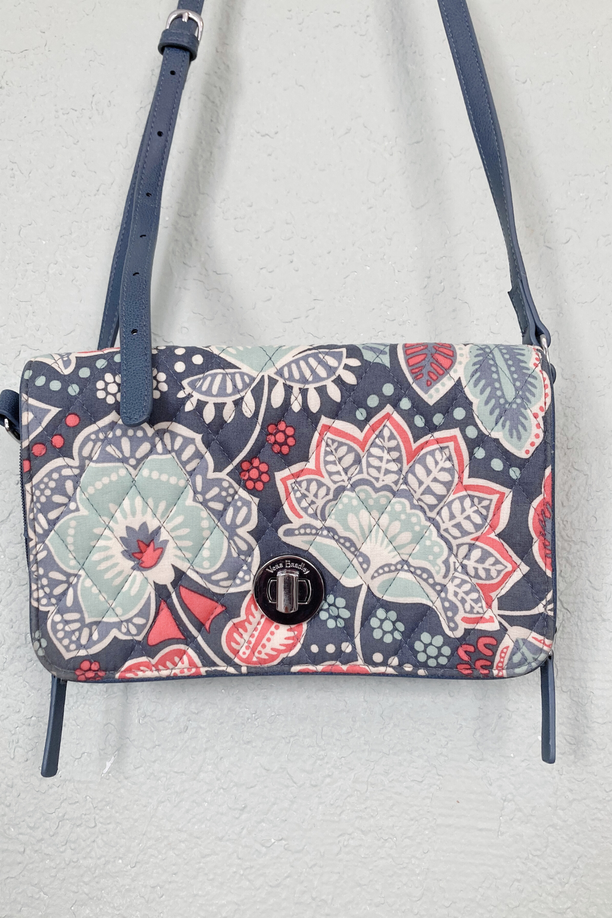 Thrifted Vera Bradley CrossBody Floral Purse