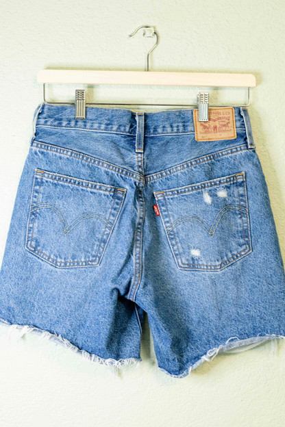 Thrifted Levi's 501 Distressed Denim Shorts - Size 26