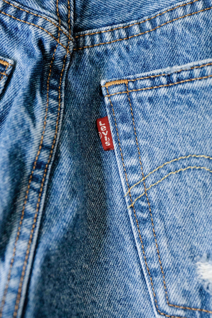 Thrifted Levi's 501 Distressed Denim Shorts - Size 26