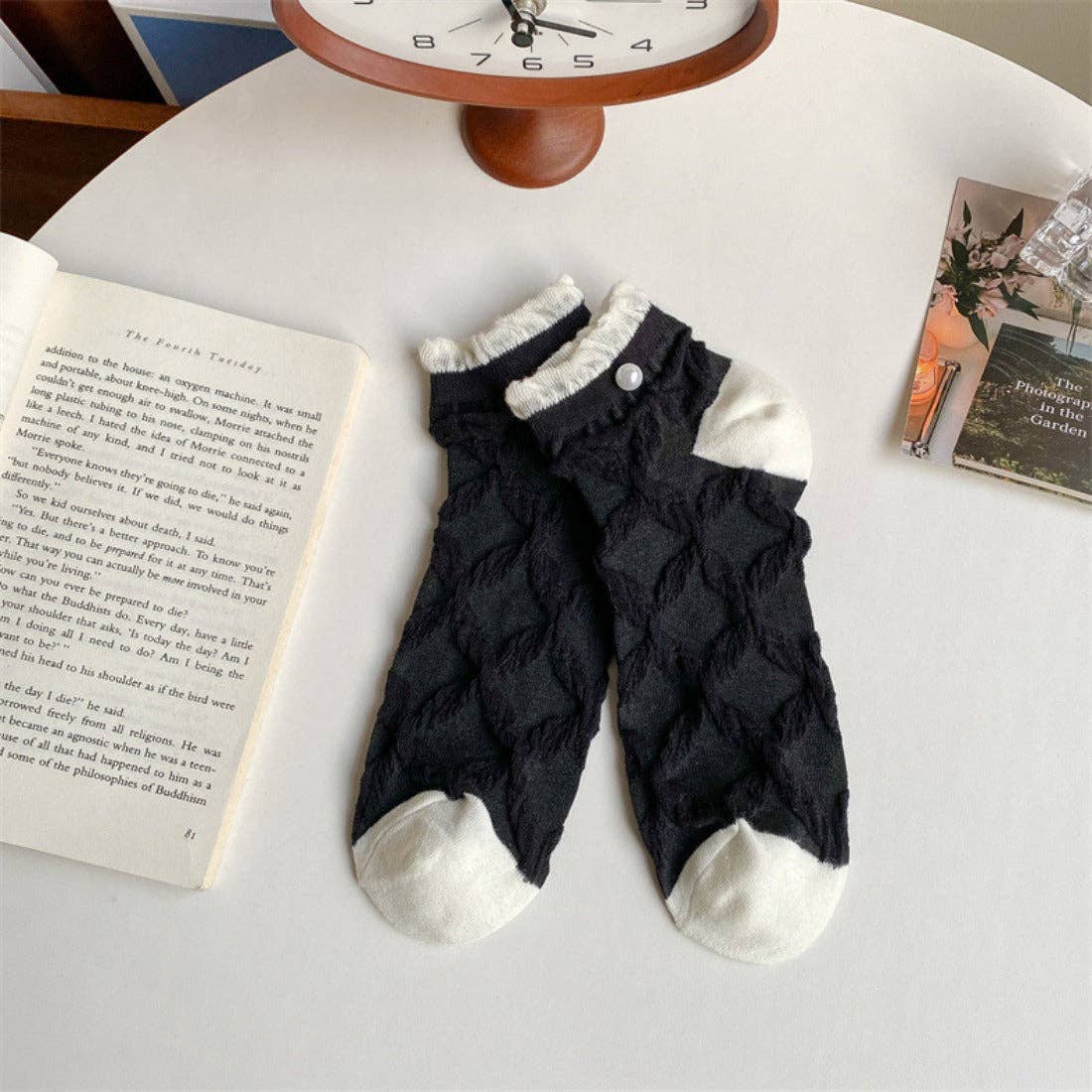 Rufia Ruffle Pearl Decorated Ankle Socks