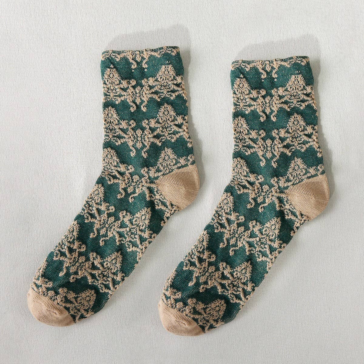 Rufia Retro Embossed Socks